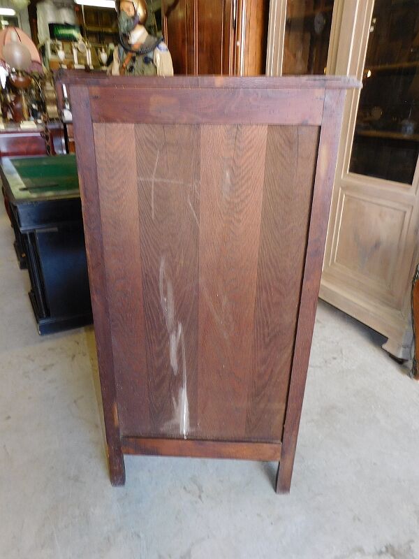 Showcase 1 door in oak