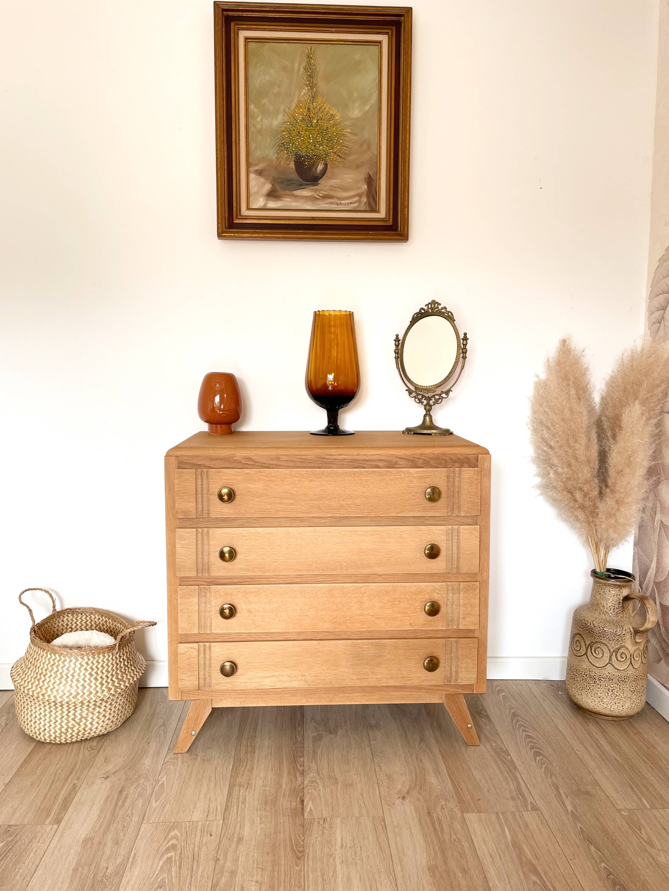 Vintage chest of drawers