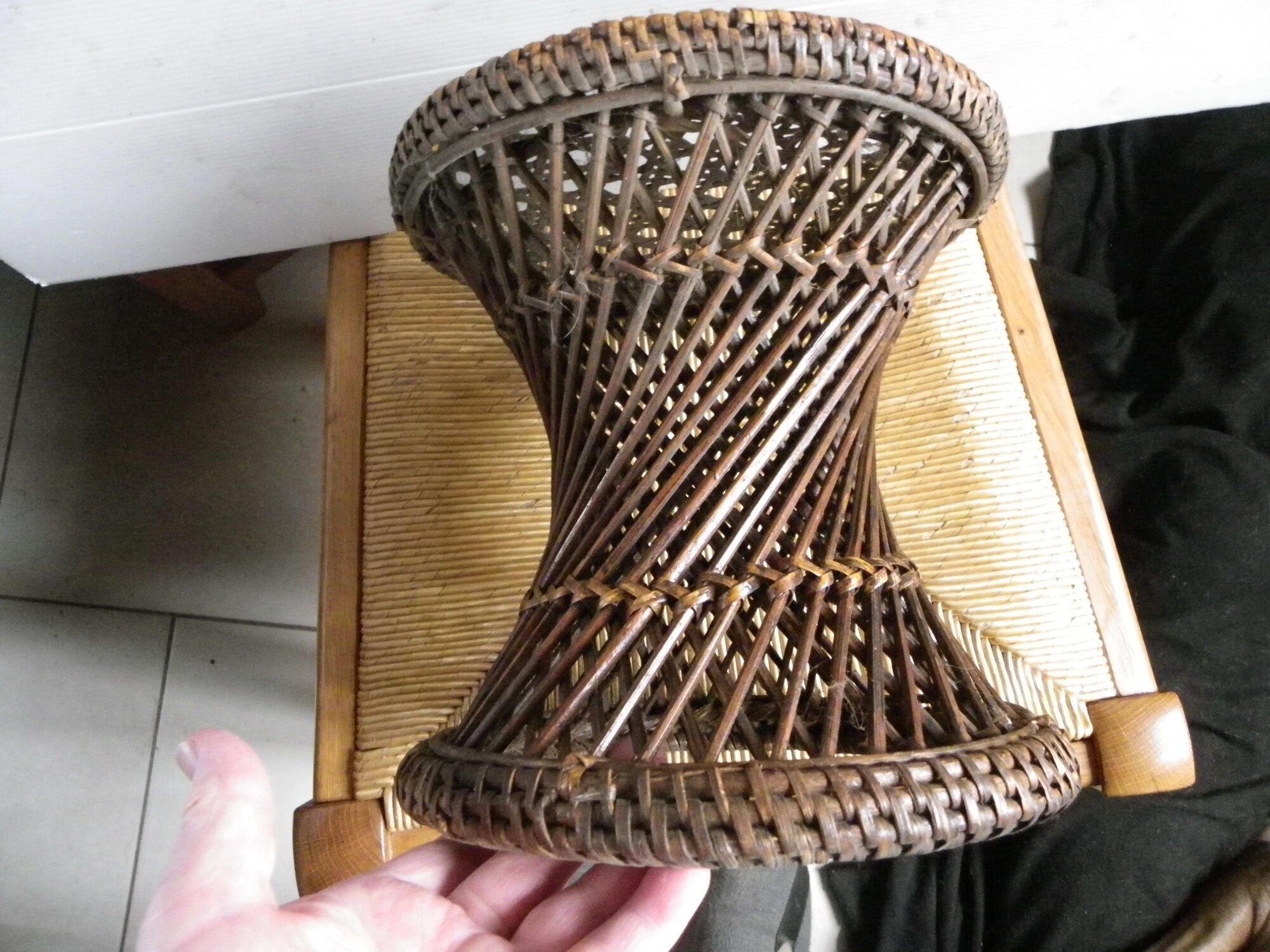 Rattan stool tamtam vintage