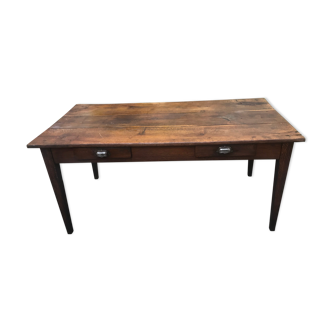Farm table