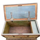 Large antique chest / bed end in solid exotic mahogany wood. 19th century