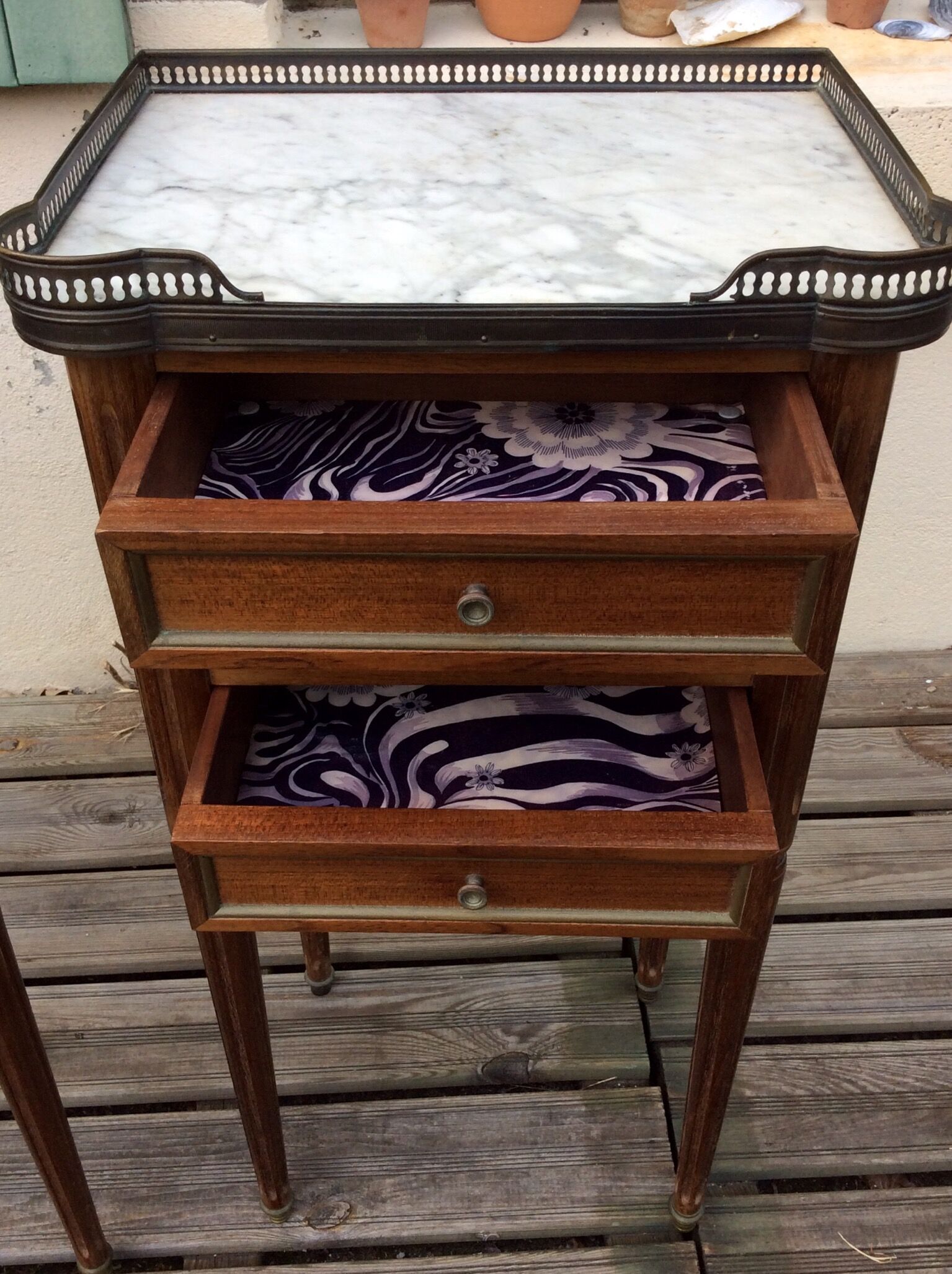 2 bedside tables Louis XVI style