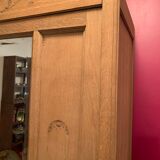 Cabinet with bevelled mirror