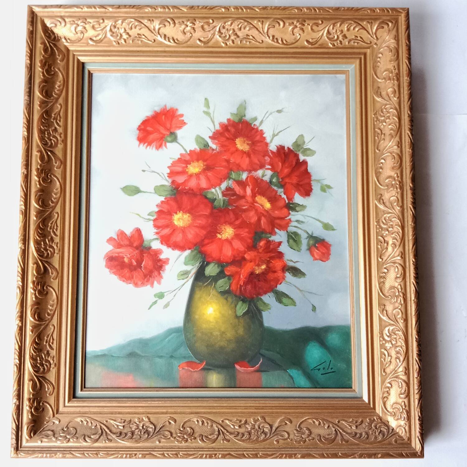 Bouquet of Red Flowers Still Life Canvas signed Golden Frame 54 x 62 cm