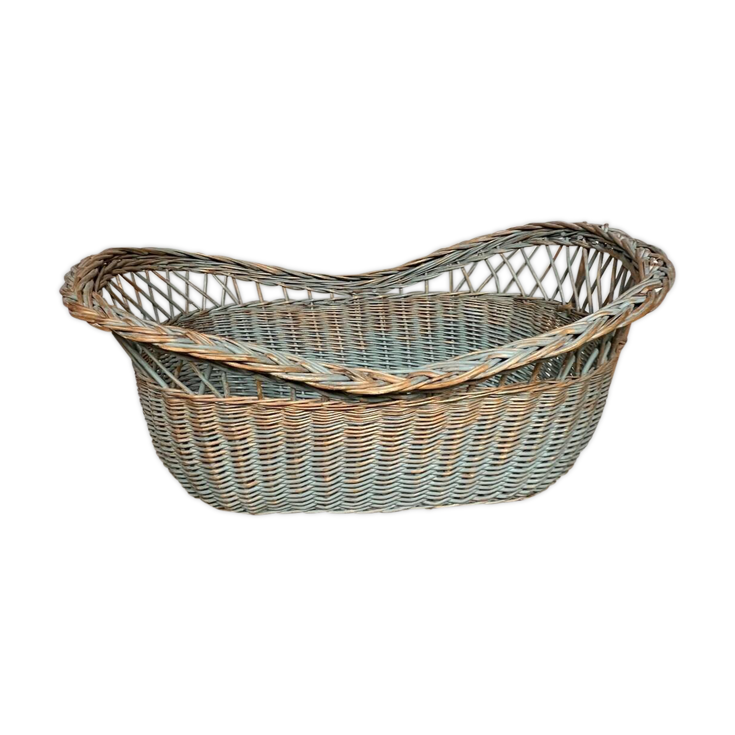 Rattan laundry basket