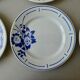 6 flat plates, blue décor, 23 cm