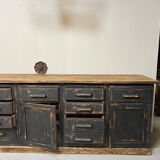 Former large drugstore counter