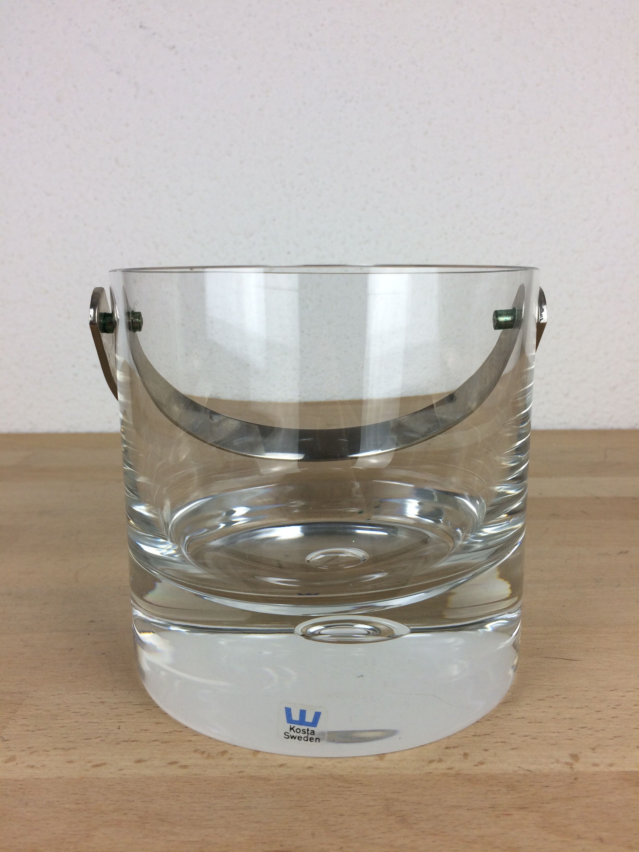 Crystal ice bucket by Vicke Lindstrand for Kosta Sweden, Pippi model