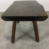 Coffee table brutalizes solid wood, tree trunk