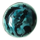 Jolie coupelle émaillée bleue, signée "Courtade 81"