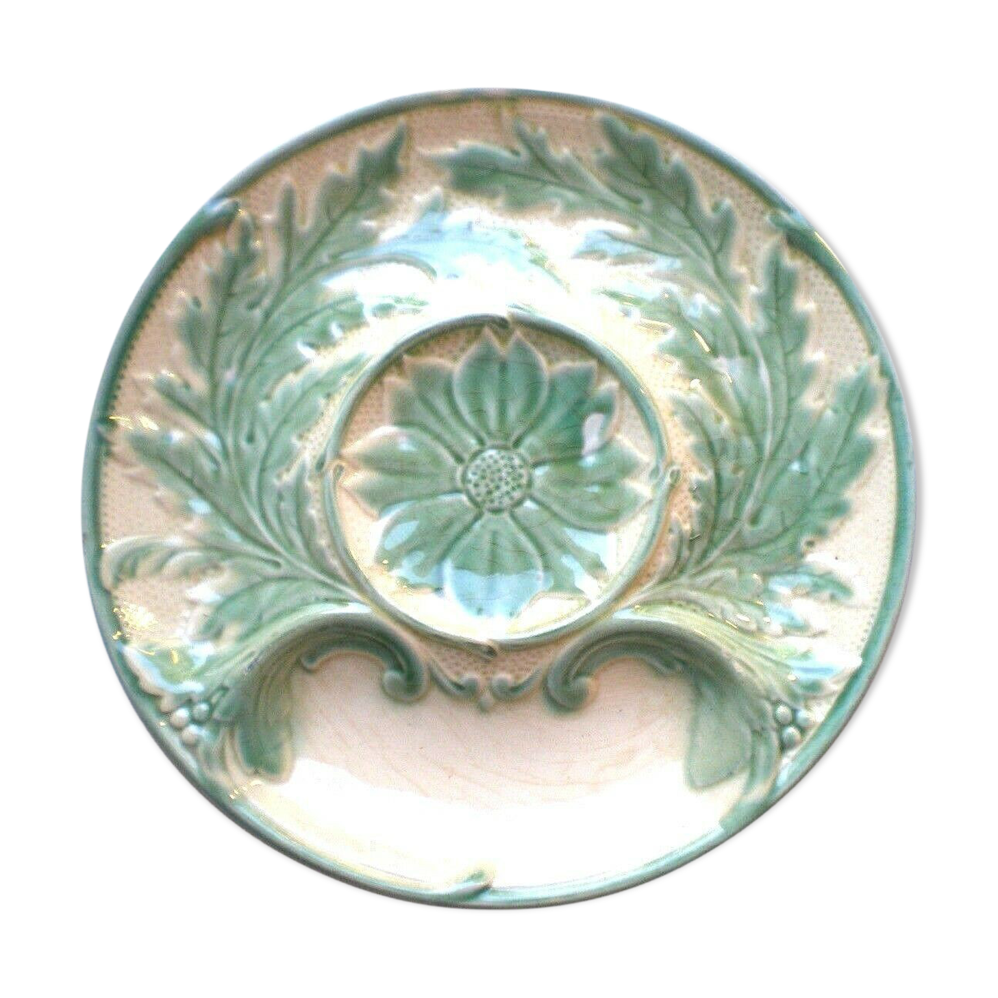 RARE Plate Green Artichoke in slurry, signed GIEN France