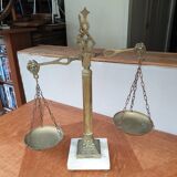 Apothecary balance in bronze and marble