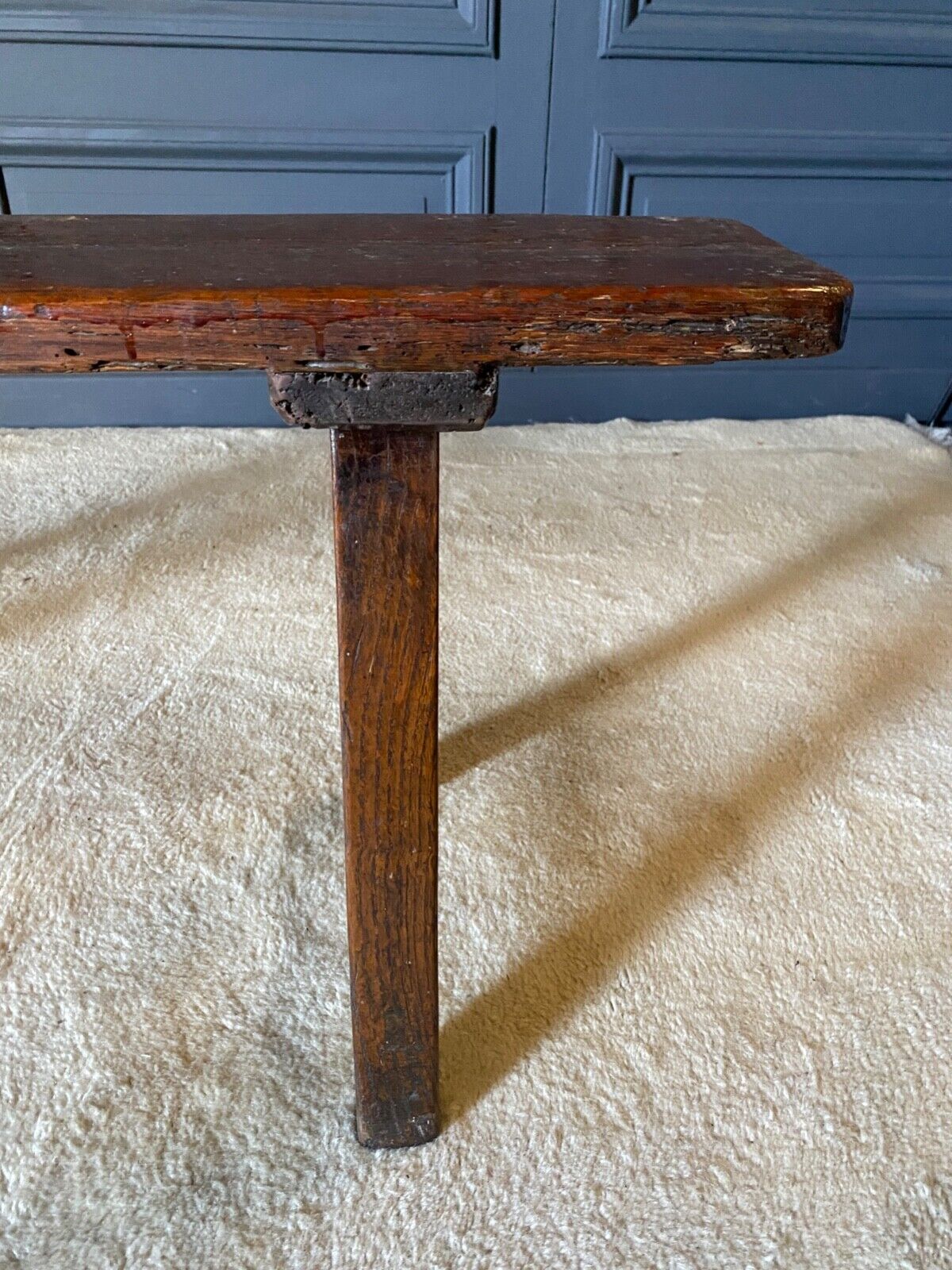 Xviith bench in chene patina of origin