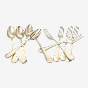 6 table forks and 4 large spoons