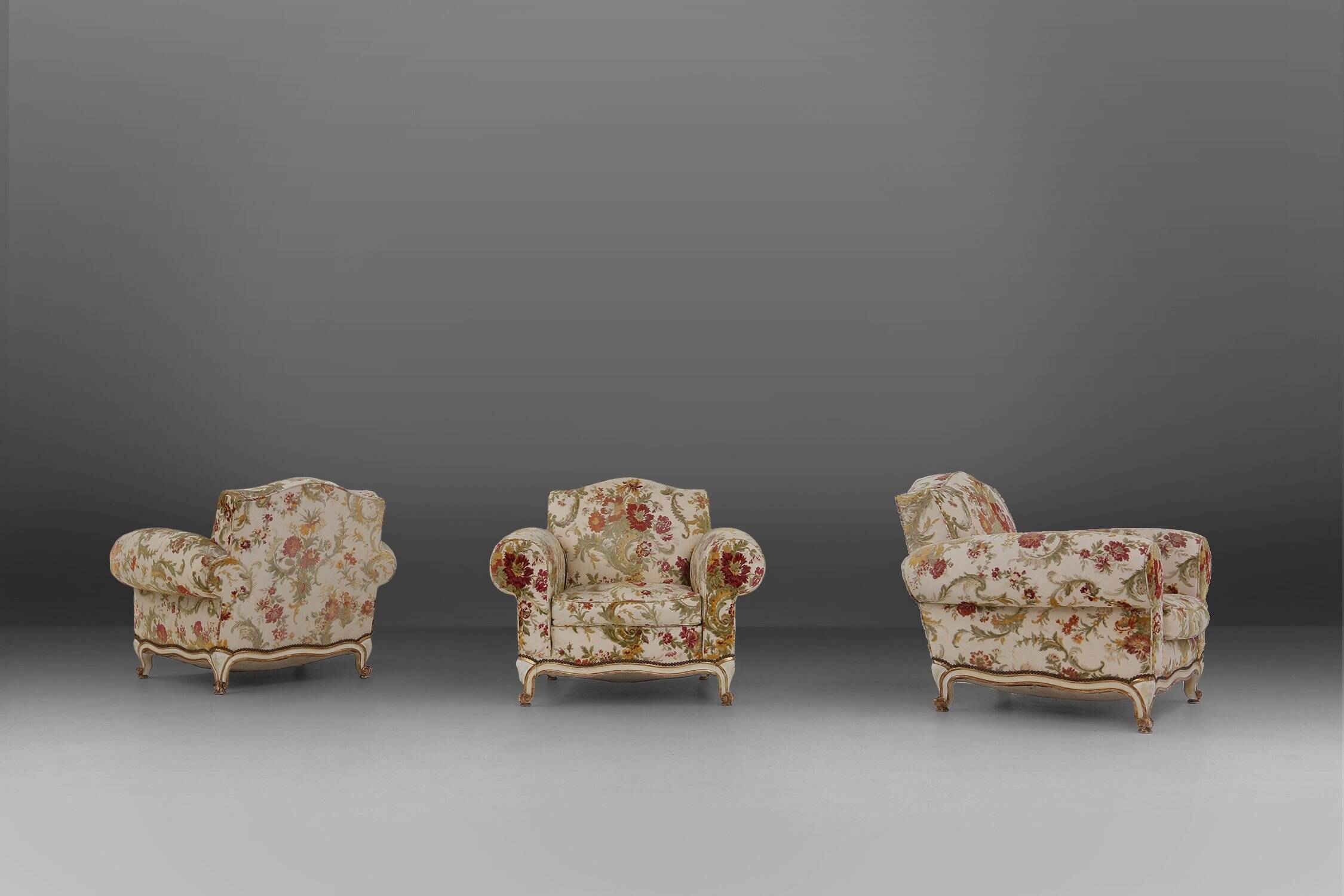 Fauteuil en tissu floral, France années 1950