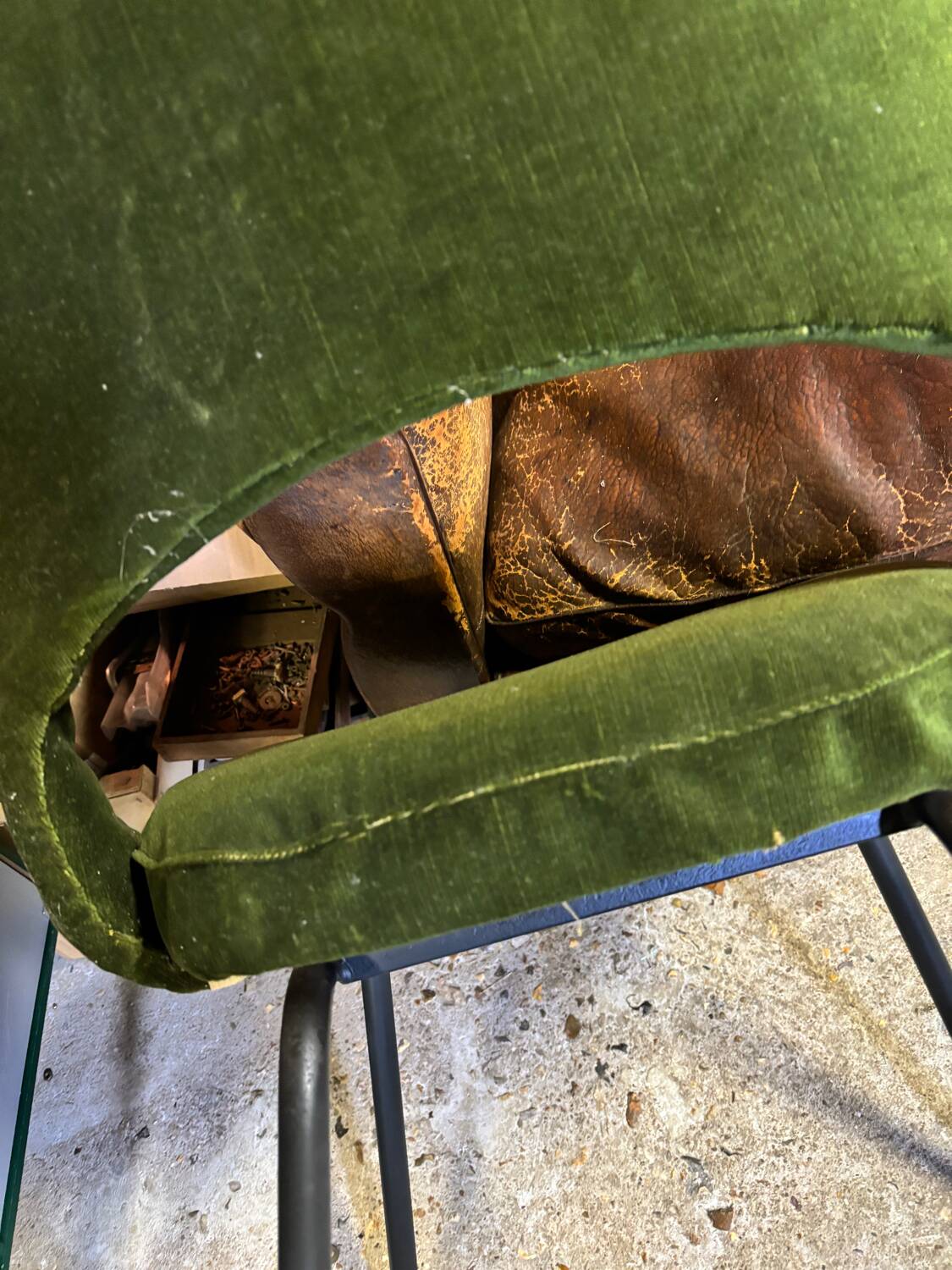 Antique Saarinen chair