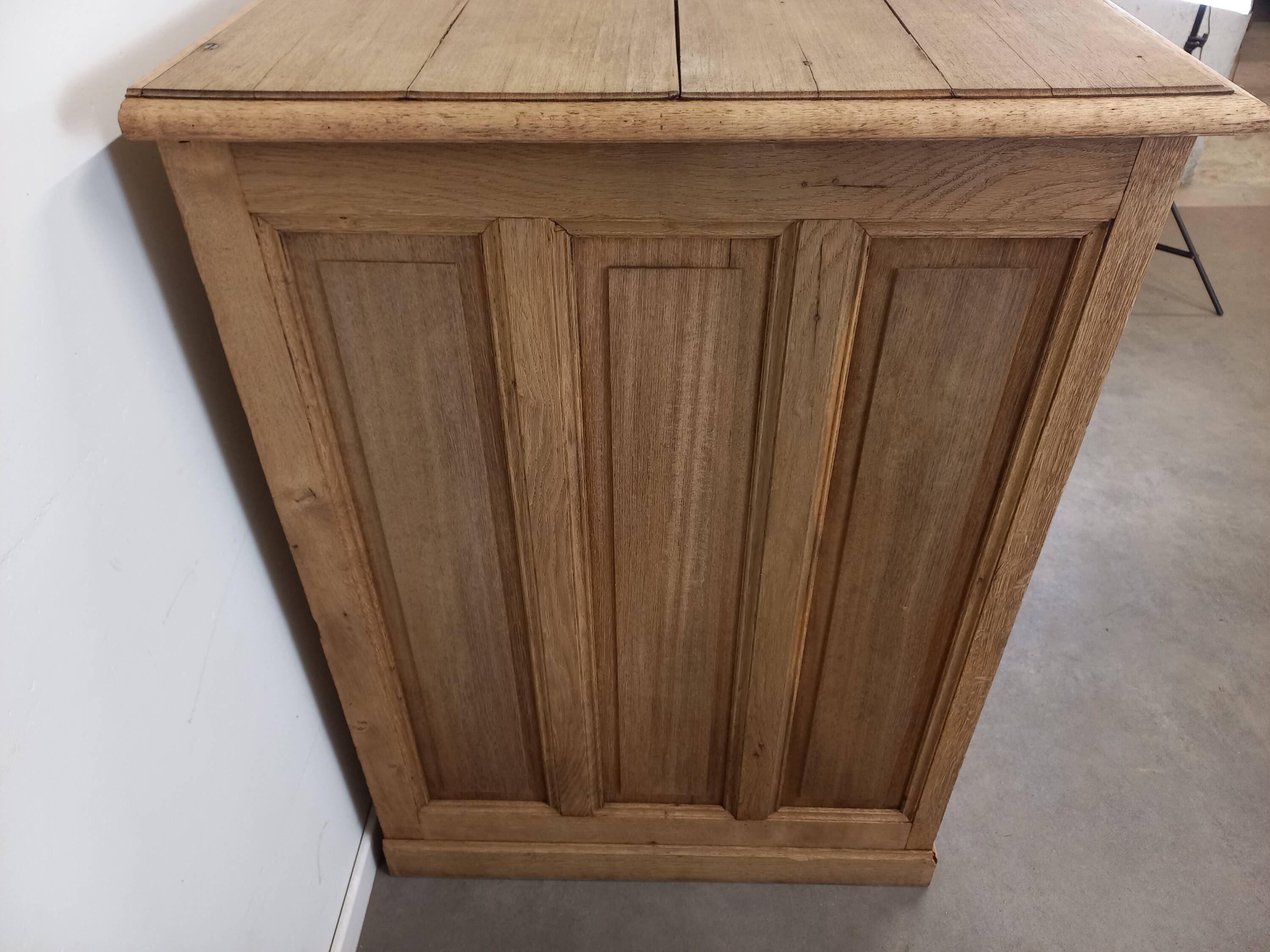 Architect's cabinet with drawers