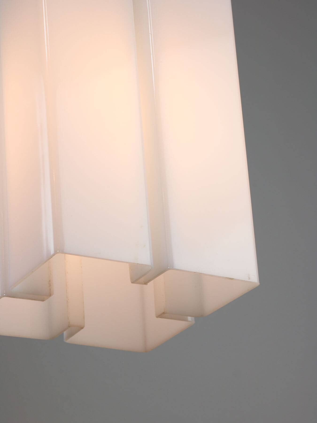 Vintage italian plexiglass tower pendant lamp