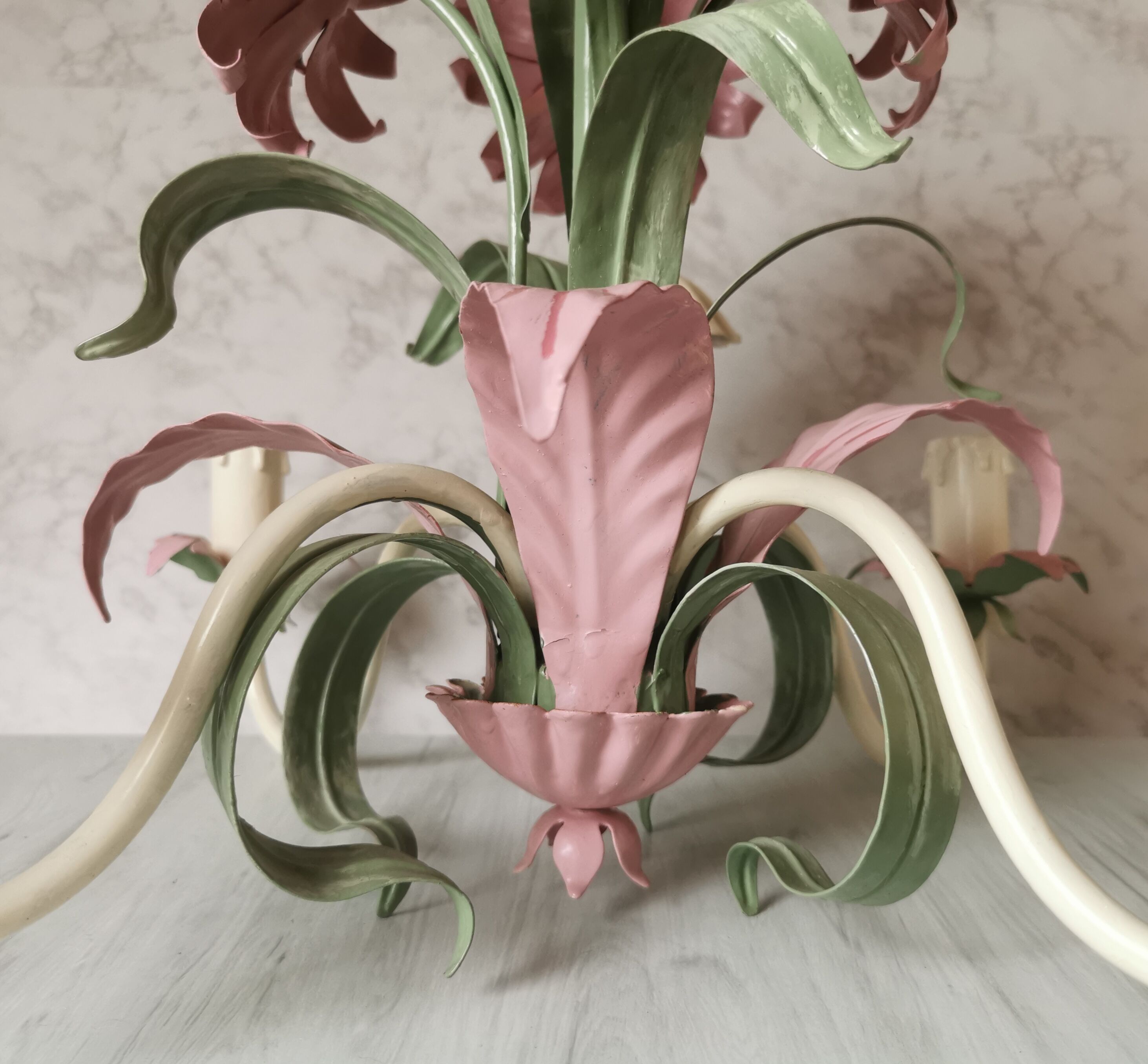 Lustre iron and painted sheet flowers camellias