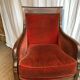 Fauteuil Bergère aux dauphins noyer