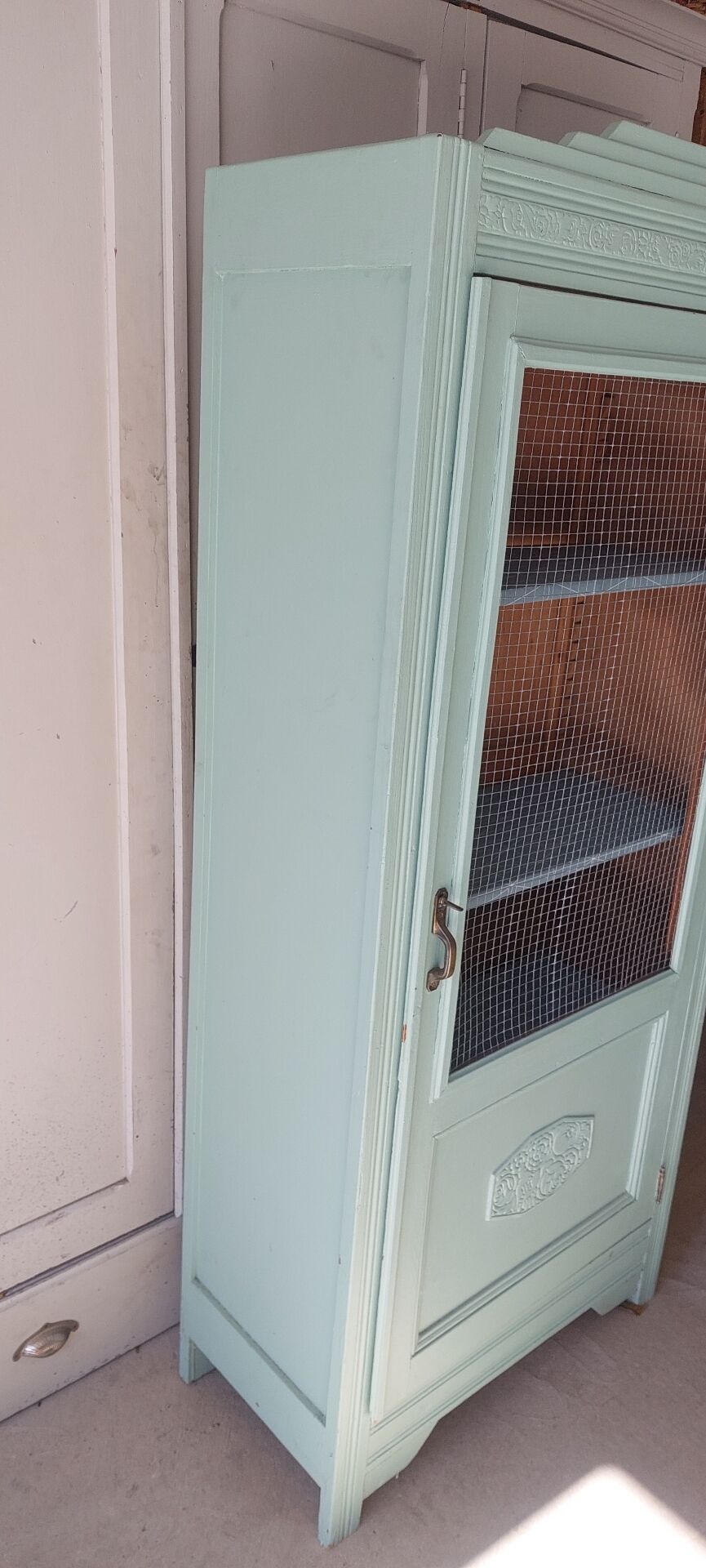 Art Deco bonnetière