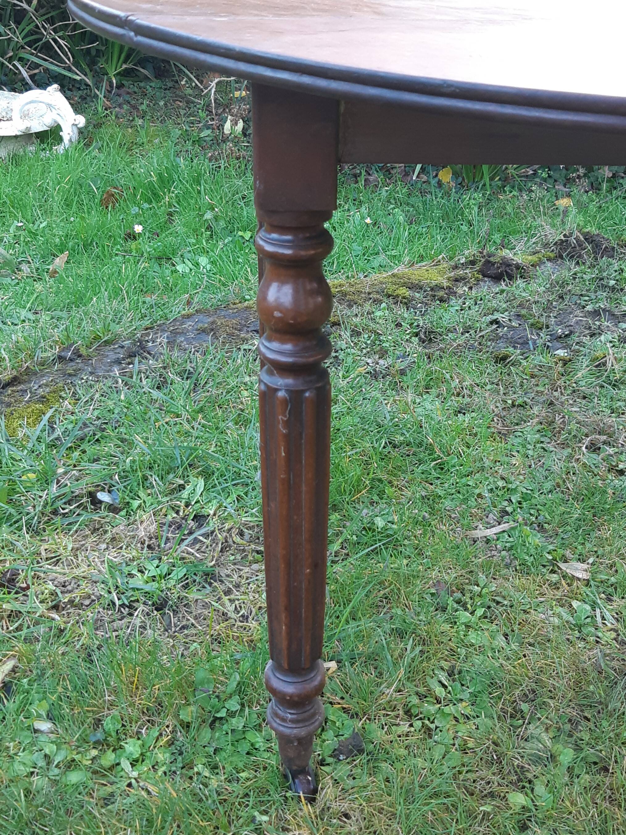 Folding country table