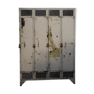 Industrial wardrobe 4-door riveted 1918 mines of morvan