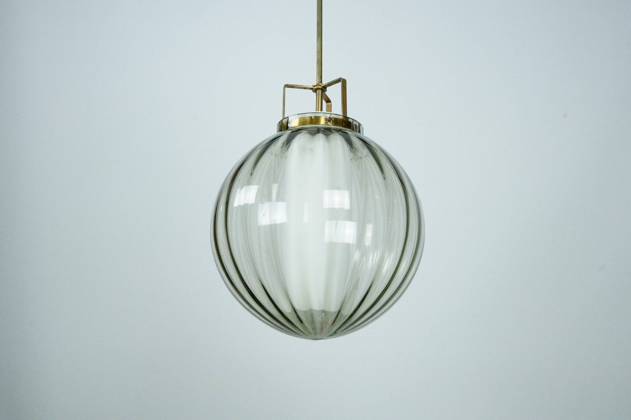 Mid-Century Murano Smoked Glass Chandelier with Opaline Diffuser, Italy '50