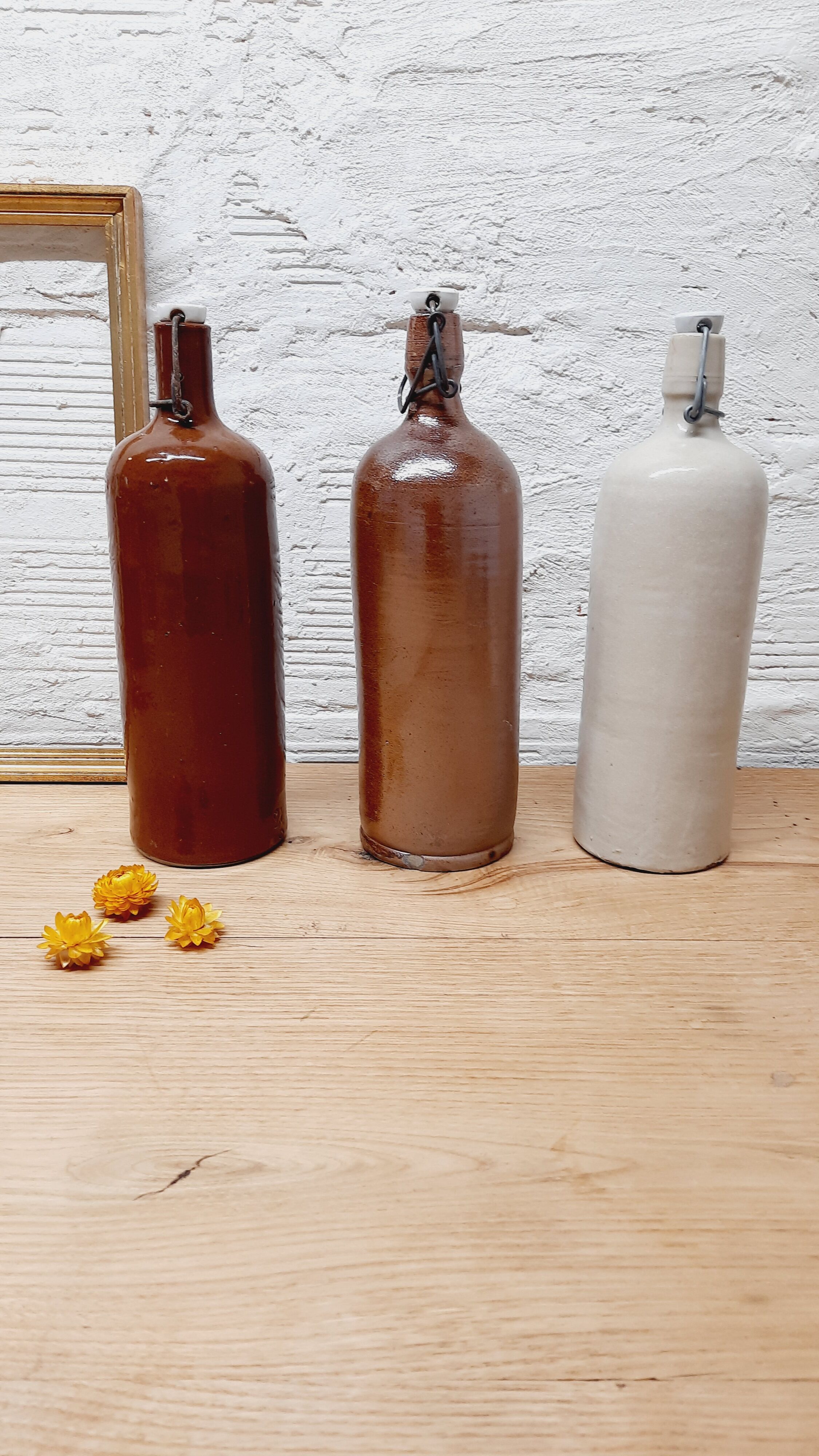 Lot 3 bouteilles grès