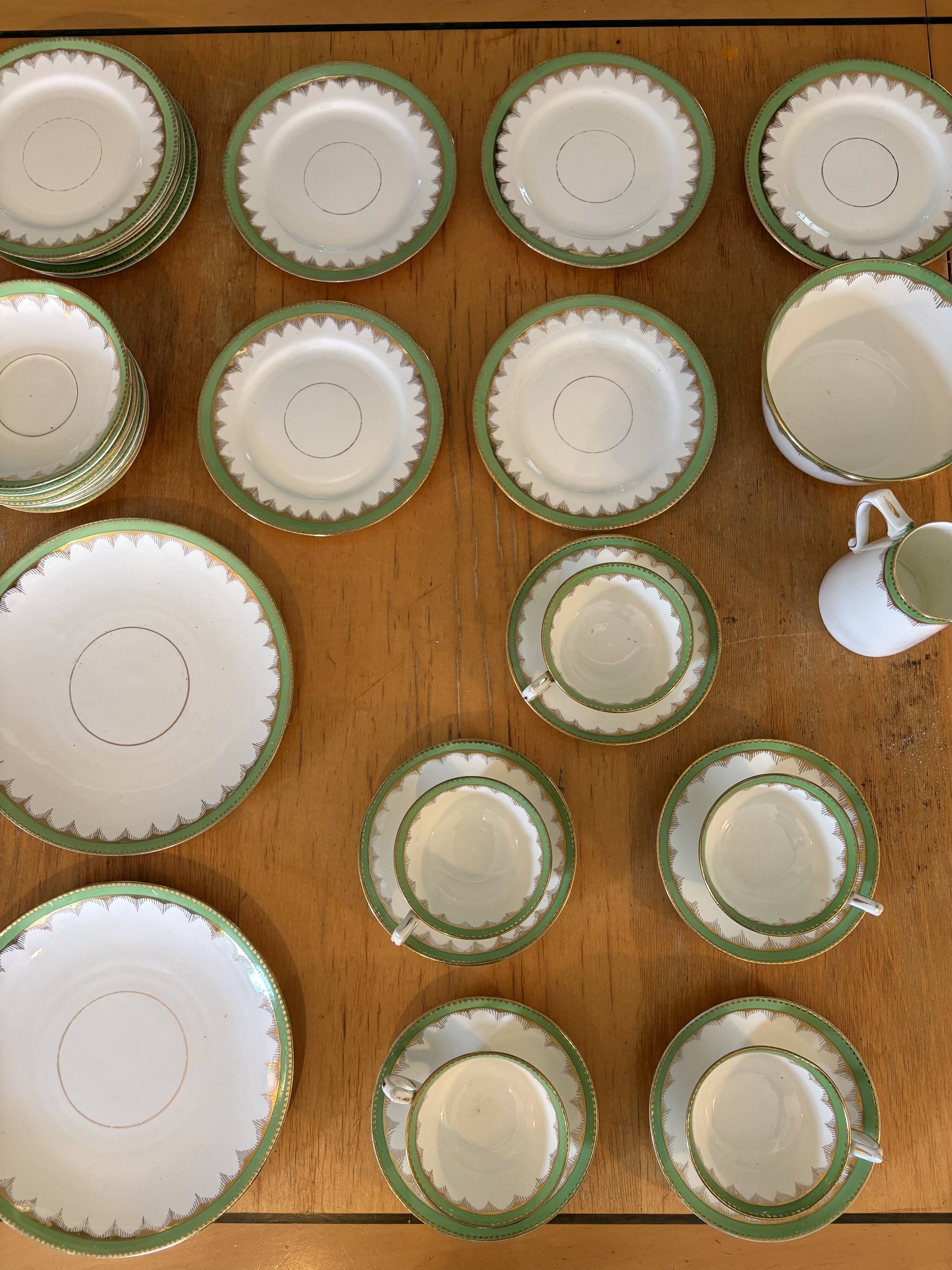 Tea and dessert service