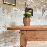 Table with turned legs in solid wood