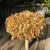 Spaghetti wool pouf