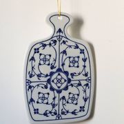 Small Winterling Indian Blue Strawflower Porcelain Board
