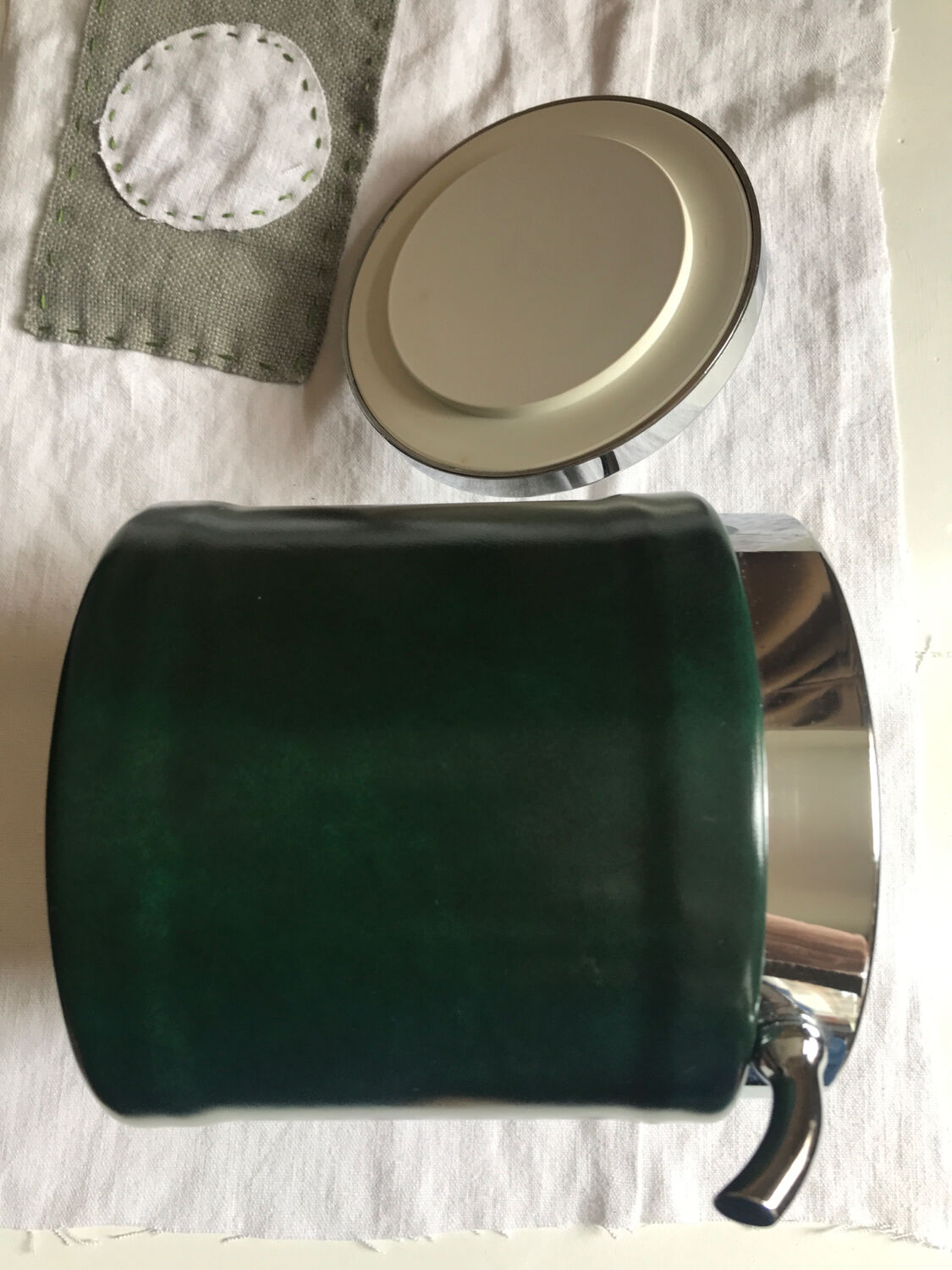 Ice bucket 1970 green leather