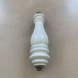 Porcelain handle for toilets