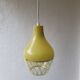 Suspension en verre opalin jaune chartreuse & décor géométrique doré