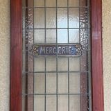 Portes de magasin fin XIXem, devanture de mercerie avec vitraux Art Nouveau