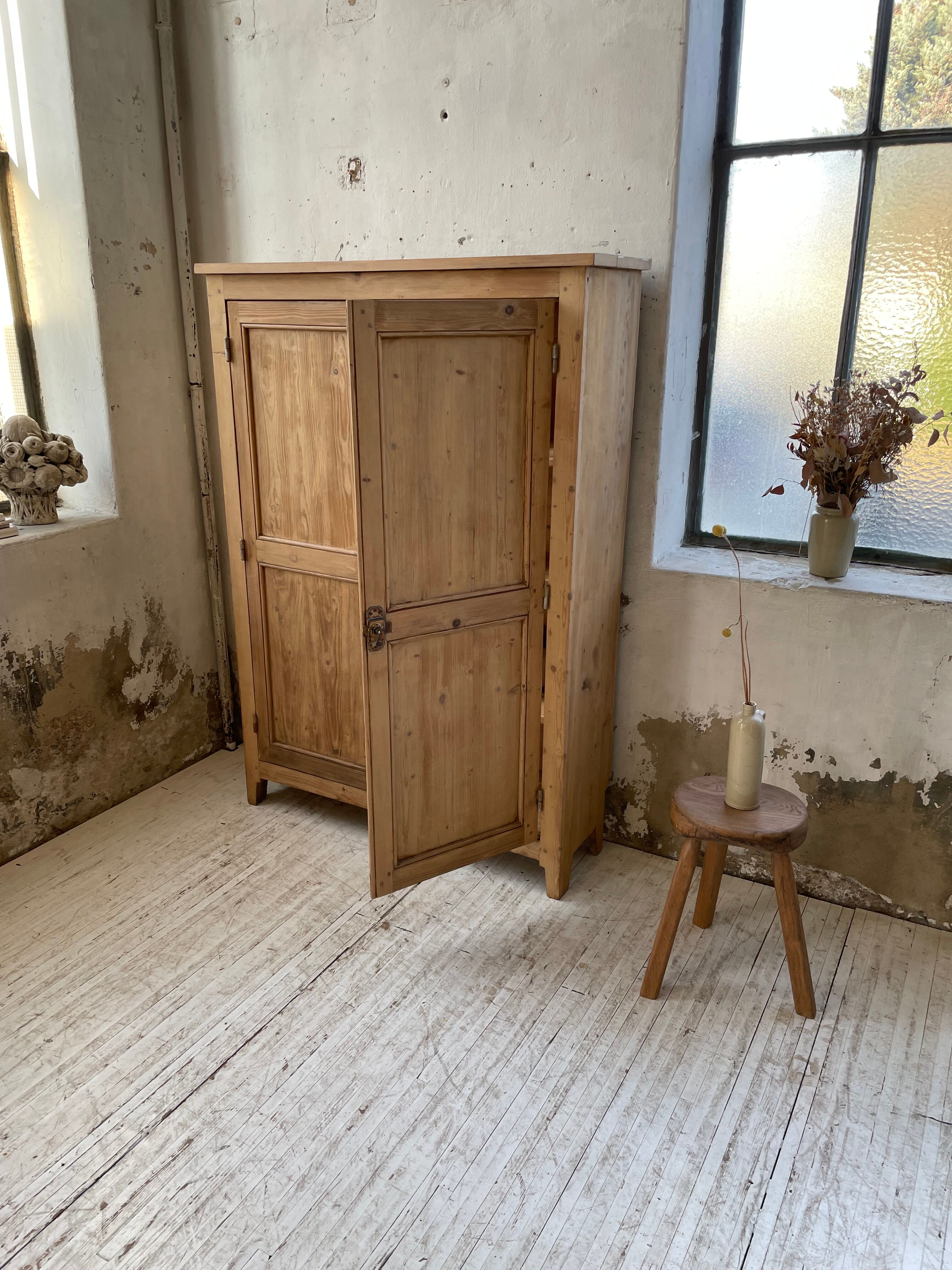 Wooden cabinet cuttery