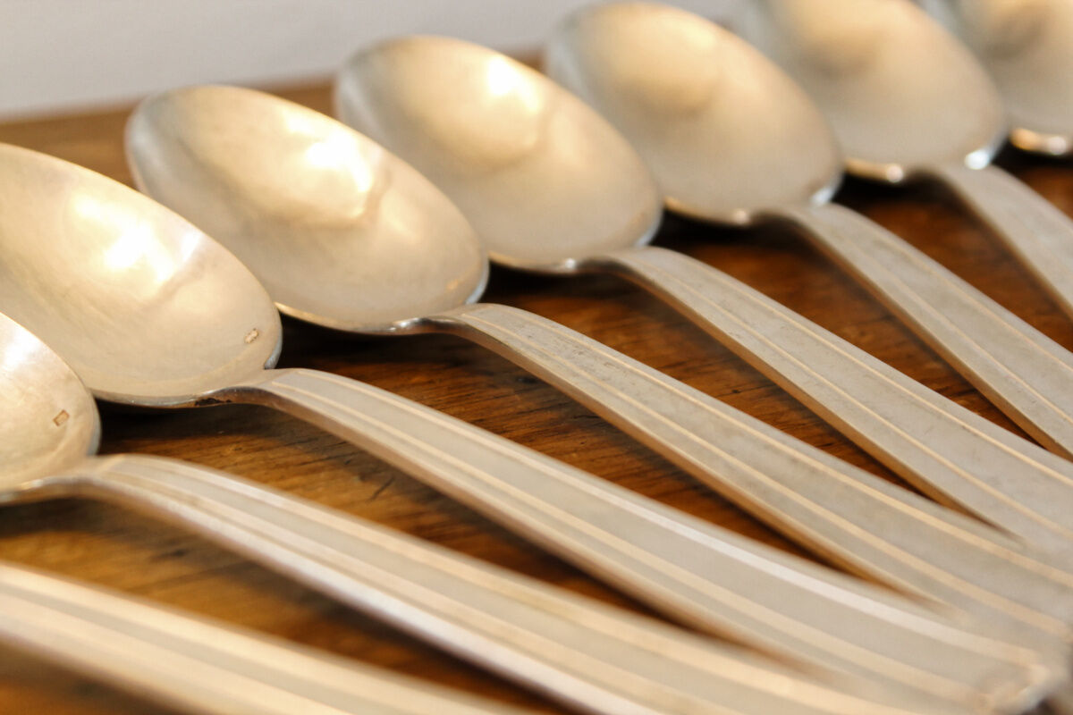 Art Deco cuttlery in silver metal