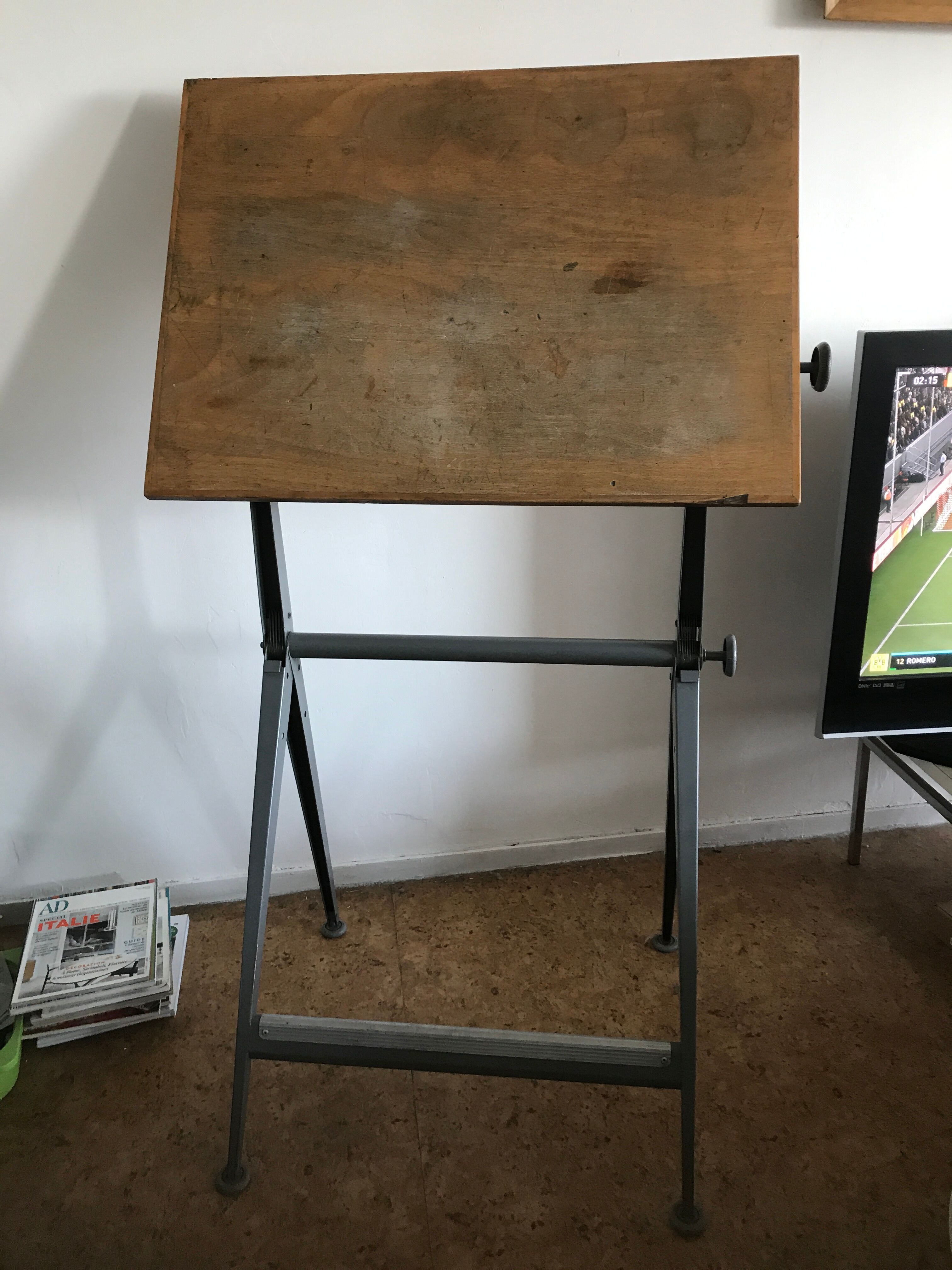 Drawing table Friso kramer & Wim Rietveld for Ahrend by Circkel
