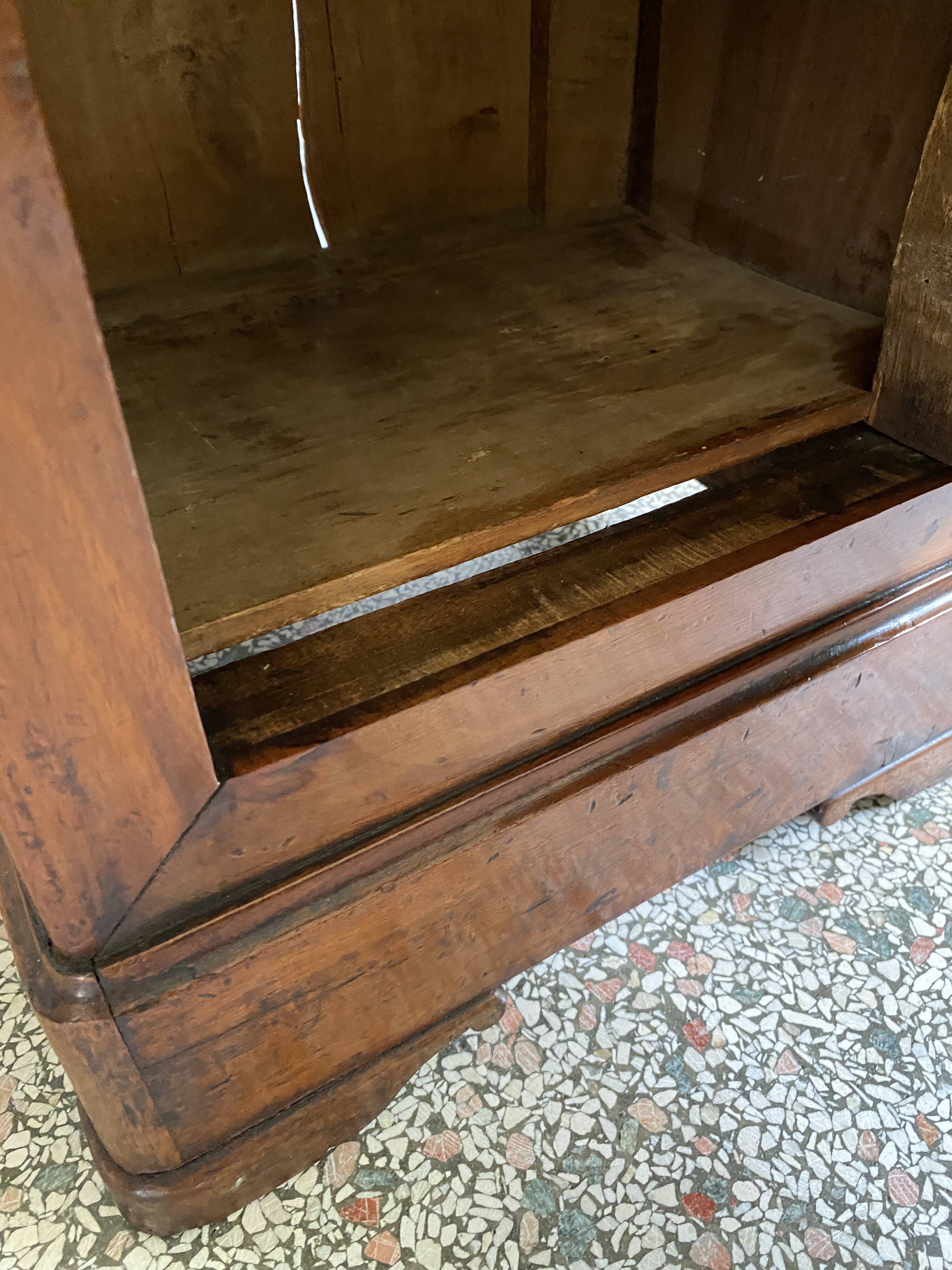 Bedside table / nightstand / column / Somno / Vintage mahogany stand