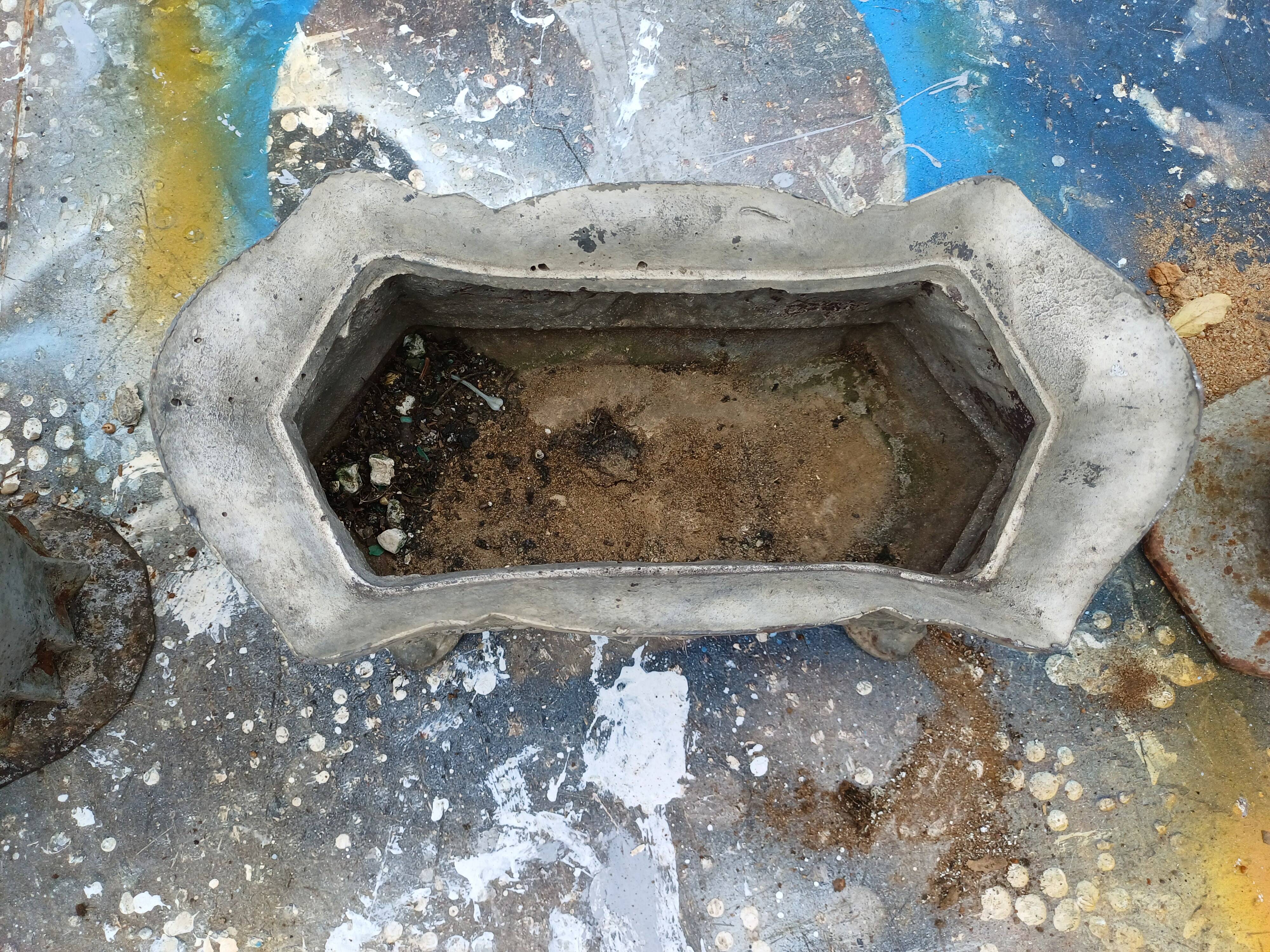 Set of 4 Cast Iron Planters 1900 from Charleville - Mézières