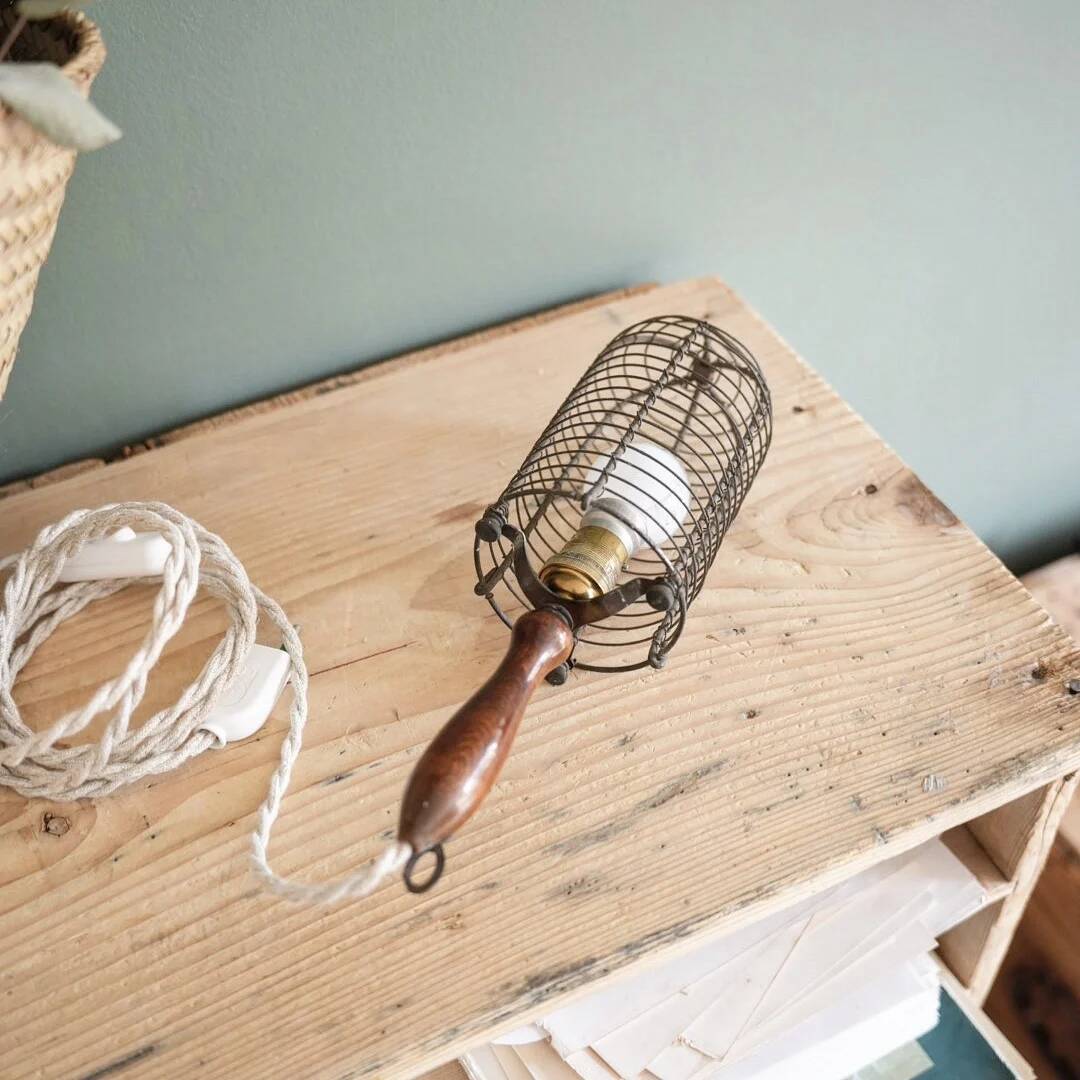 Workshop lamp