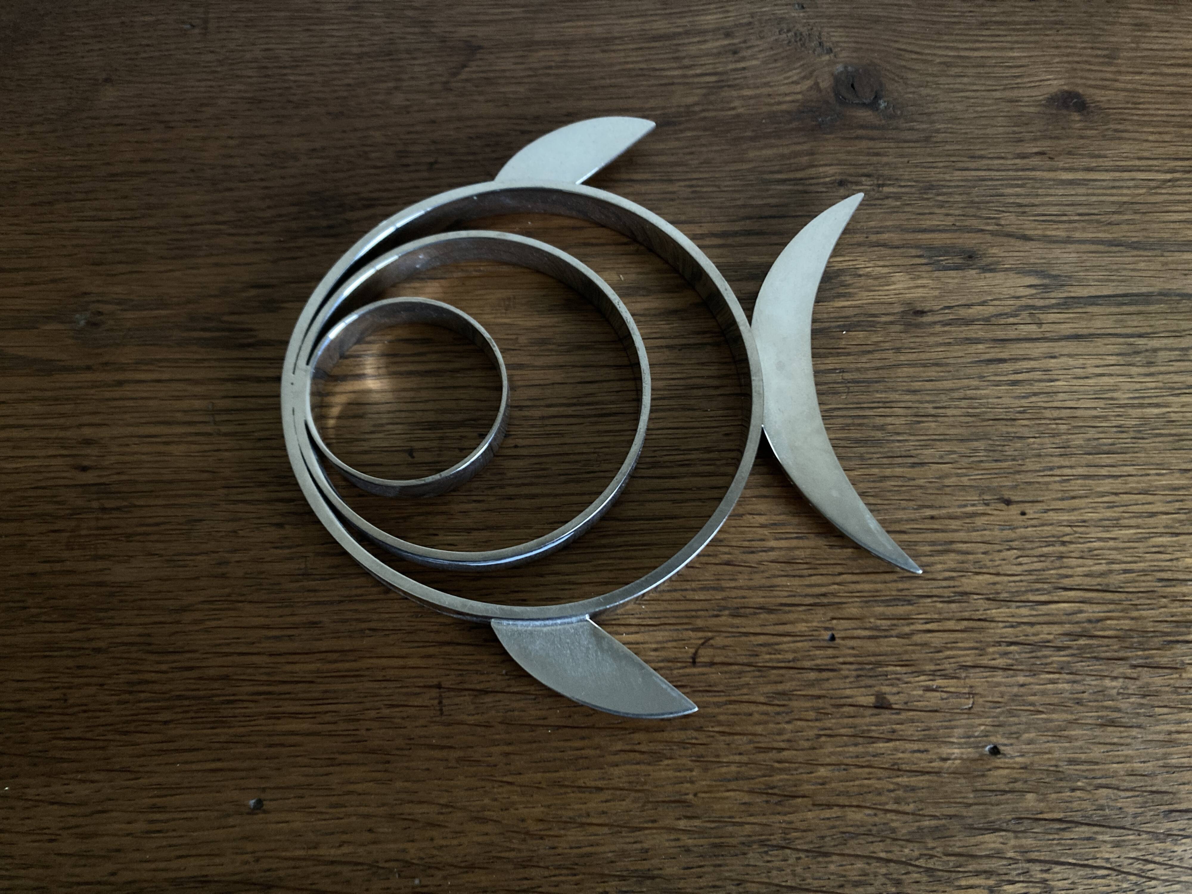 Chrome fish trivet 1970 space age