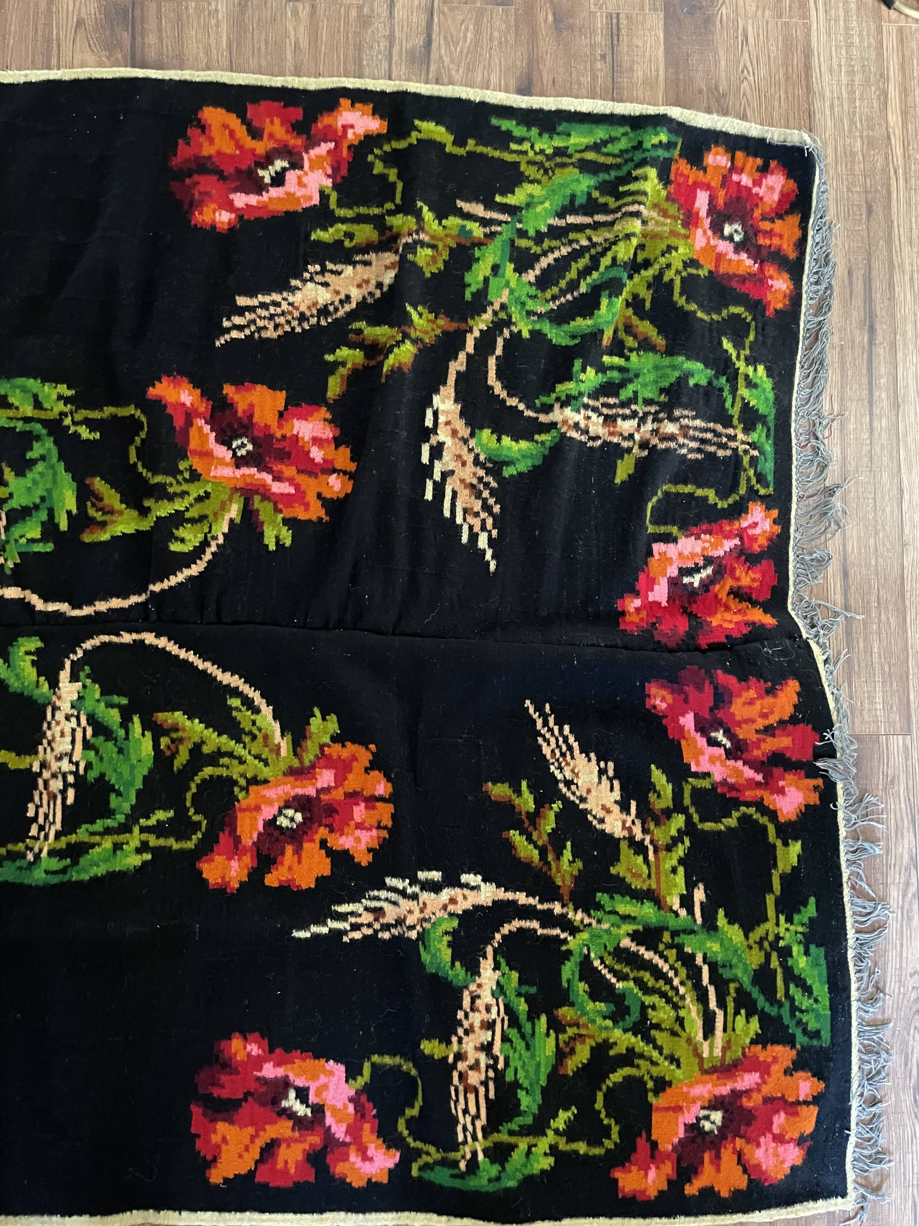 Tapis de laine roumain avec coquelicots et épis de blé, 250x160 cm