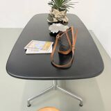 Giancarlo Piretti conference table