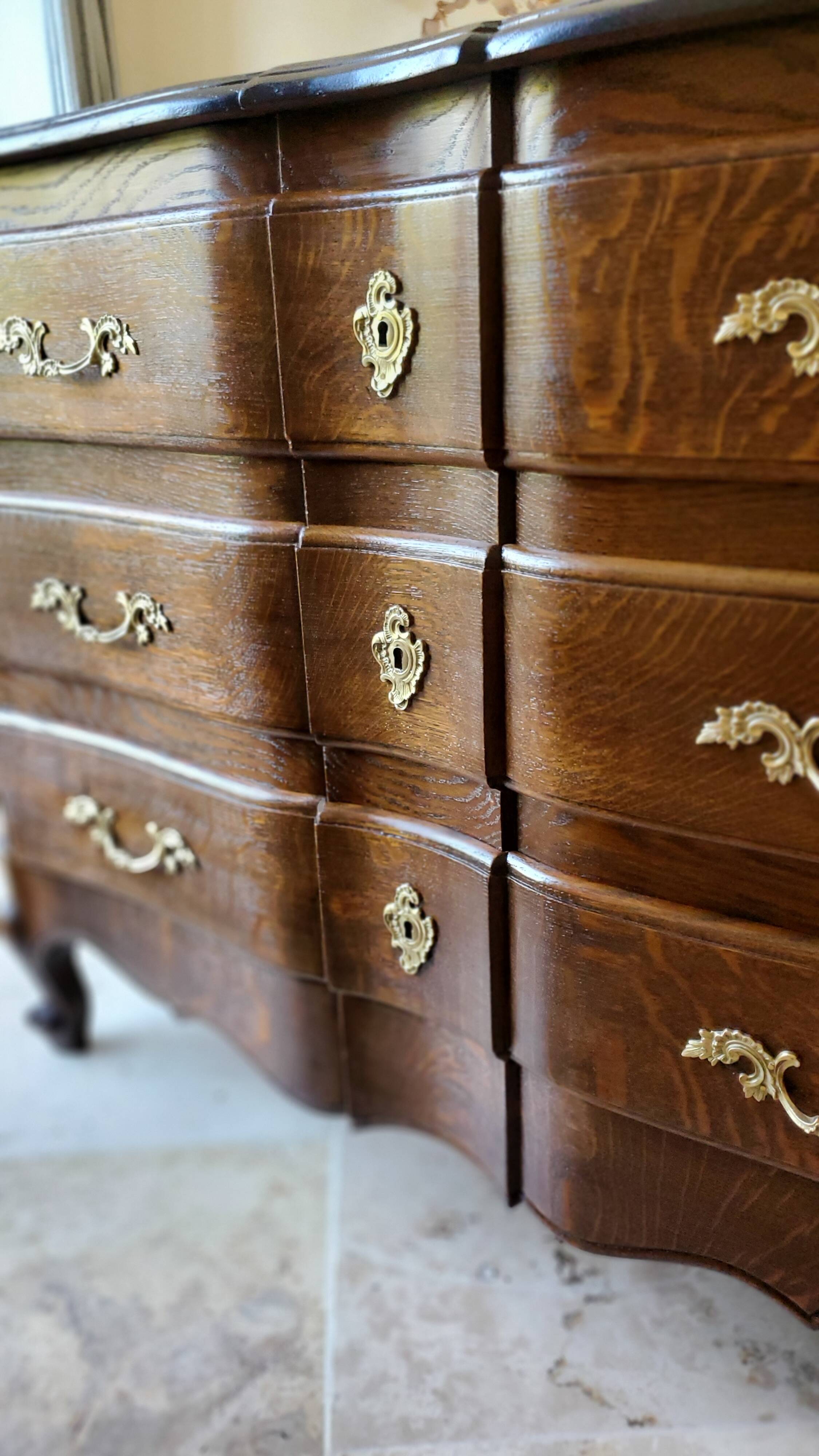 Solid oak vanity unit in Louis XV style