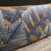 Coussin motif floral 30x50cm