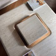 Table basse italienne en travertin de Florence vintage années 80