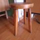 Tabouret travail francais , pieds crayon
